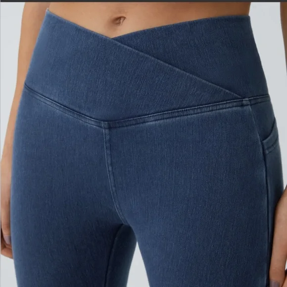 NWT! Halara Womens Flex Crossover Denim Leggings S 7/8 Length High Waist Blue - Picture 4 of 10